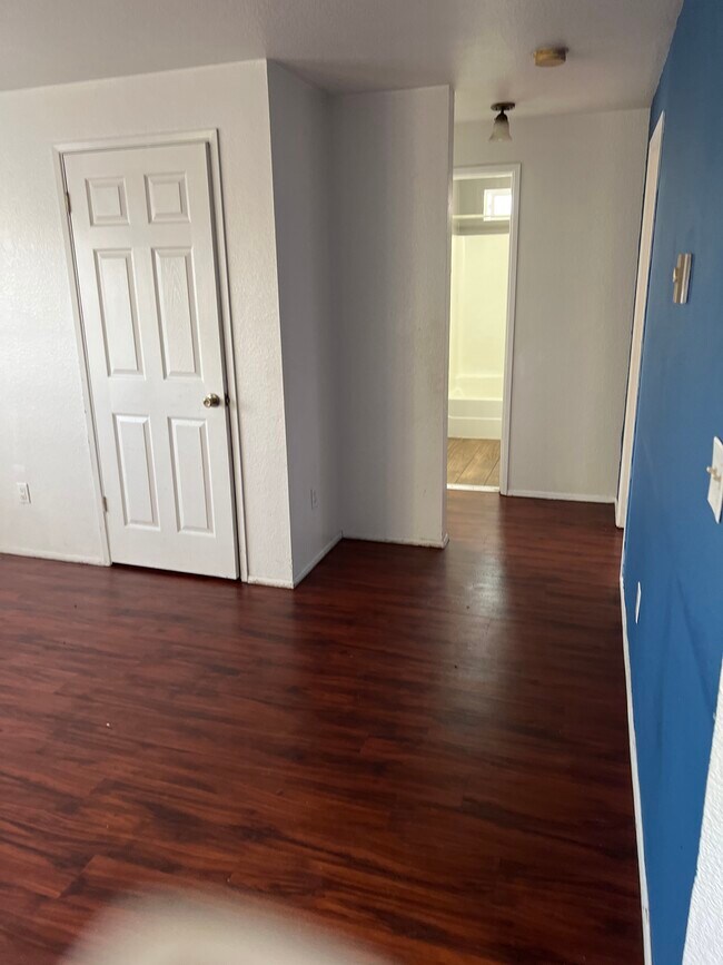 Photo - 429 1st Ave N Unidad C