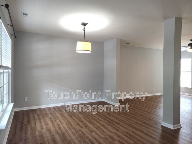 Photo - 16121 Long Talon Way
