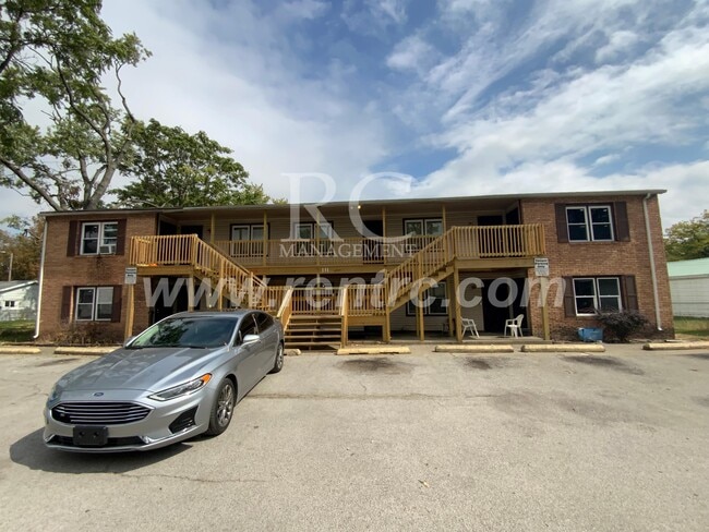 Building Photo - 111-1 Fairweight-