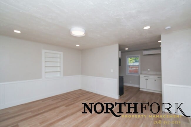 Photo - 2479 N Maple Grove Rd
