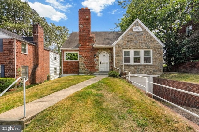 Photo - 2107 Brighton Rd