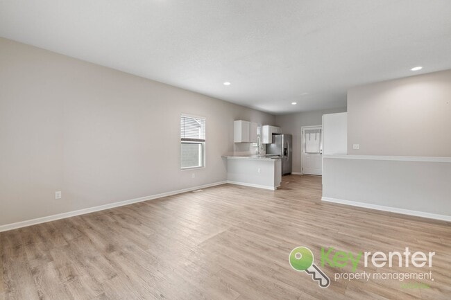Photo - 5 Bedroom 3 Bath Home close to schools and...