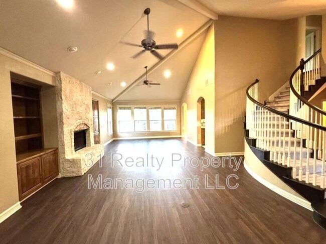 Photo - 7 Monarch Oaks Ln