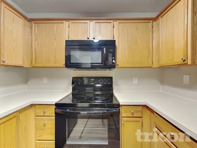 Photo - 9737 Aviary Hill Way