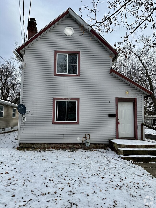 Building Photo - 383 Black St Rental