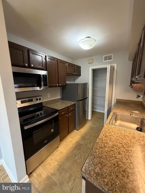 Photo - 153 Hammershire Rd