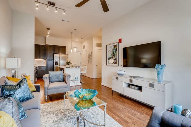 Photo - Elaine Luxury Apartments
