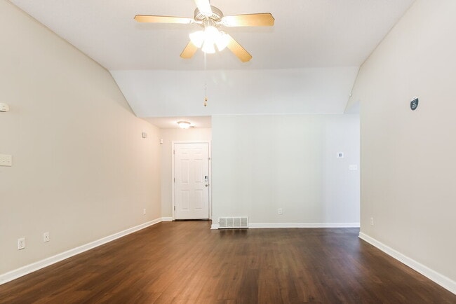 Photo - 10790 Wellington Dr