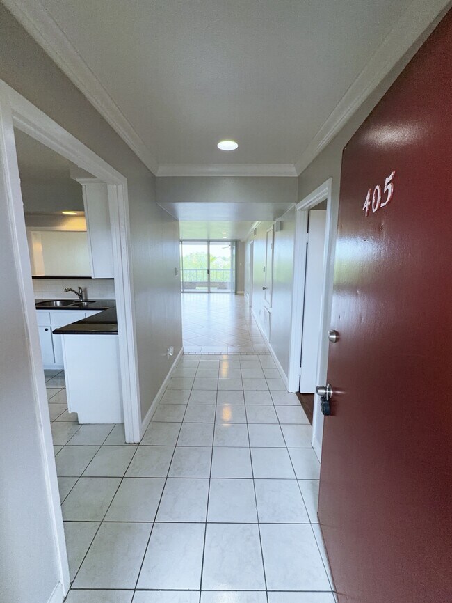 Photo - 2210 Dorrington St Unit 405