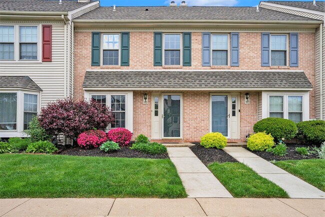 Photo - Beautiful Spacious Townhome