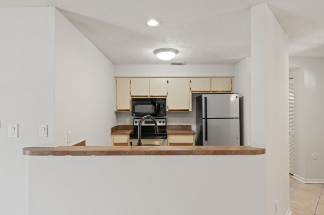 Photo - 210 S Habana Ave Unit 210A