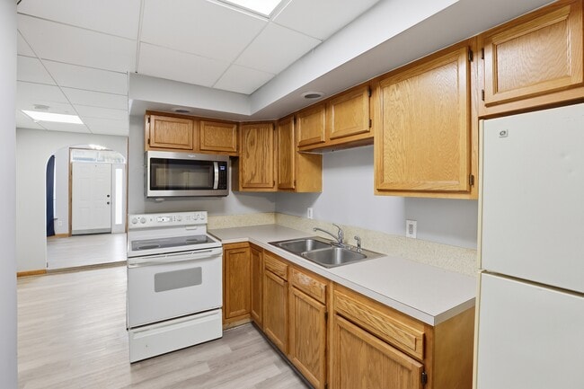 Photo - 303 N Mulberry St