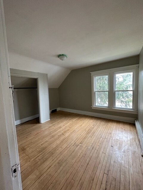 Photo - 2401 Washington St Unit Upper