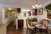 1BR, 1BA - 750 SF