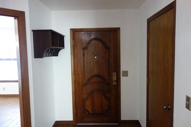 Photo - 7108 S Indianapolis Ave