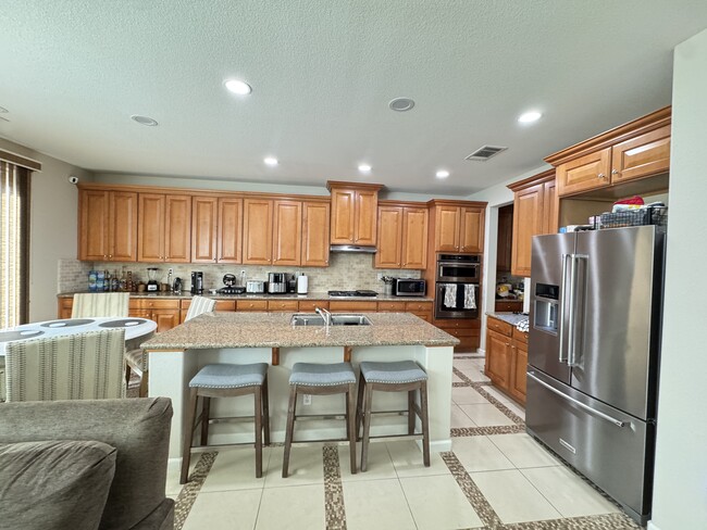 Photo - 2400 Ventana View Way