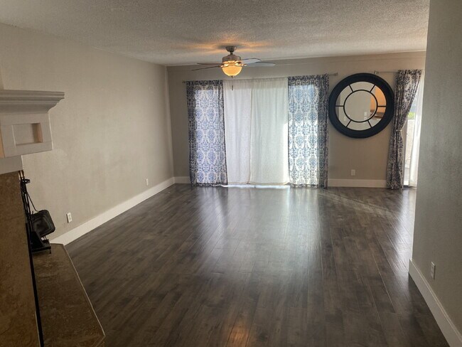 Photo - 776 Diagonal St Unit 4