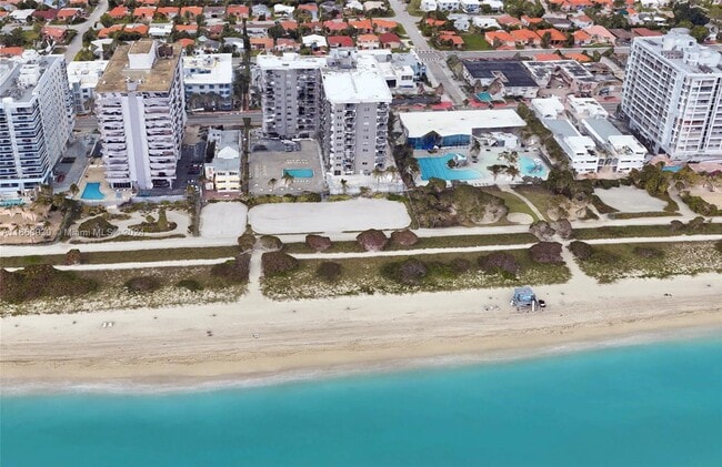 9273 Collins Ave Unidad 810