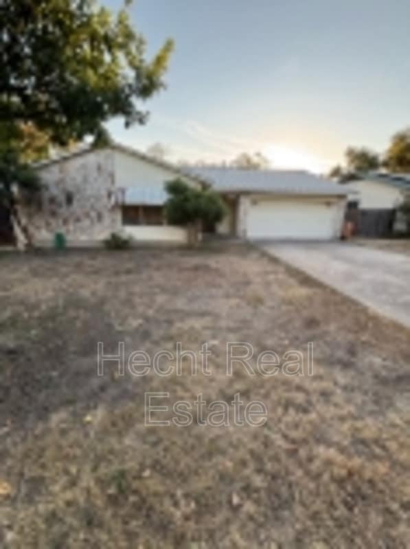 Building Photo - 4001 Hawkshead Dr
