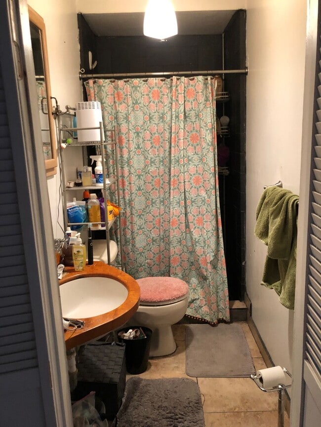 Bath#2 - 1801 Sidney St Unit 2