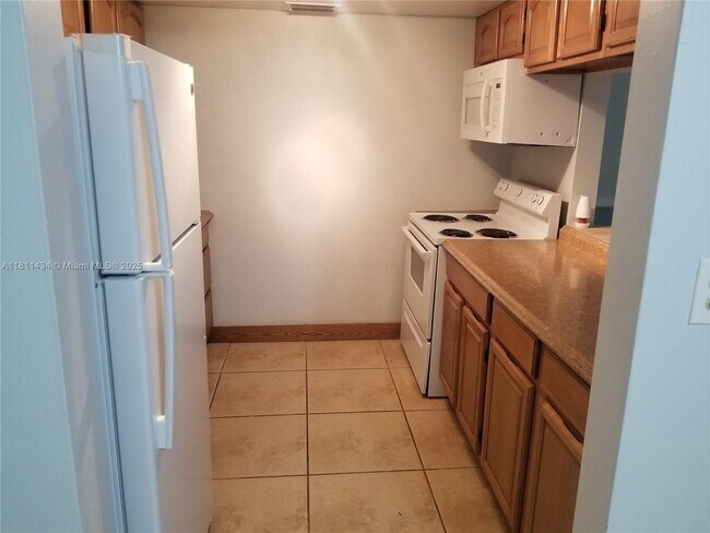 Photo - 11855 NE 19th Dr Condo Unit 30