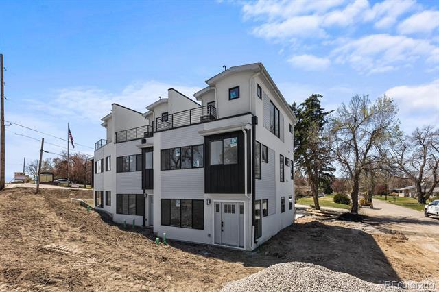 Photo - 2233 Kipling St Townhome