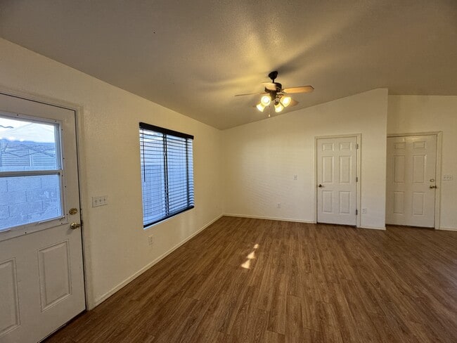 Photo - 2728 Southern Ave