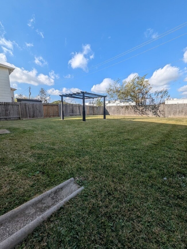 Photo - 13422 Sarento Village