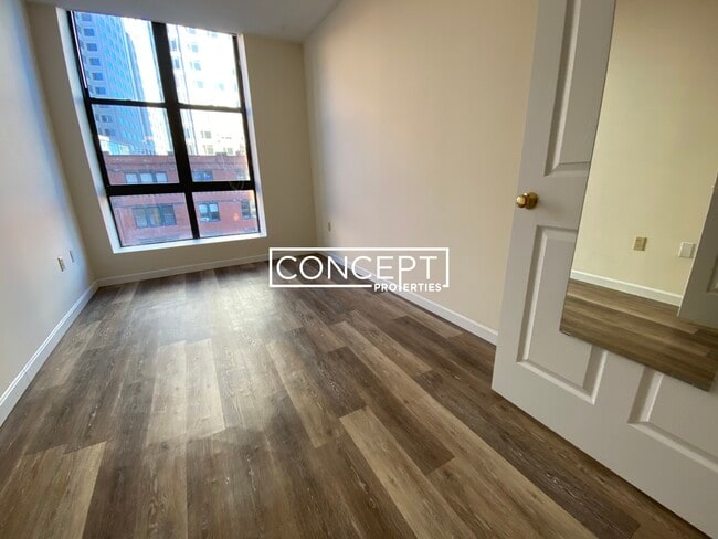 Photo - 81 Essex St Unit 63