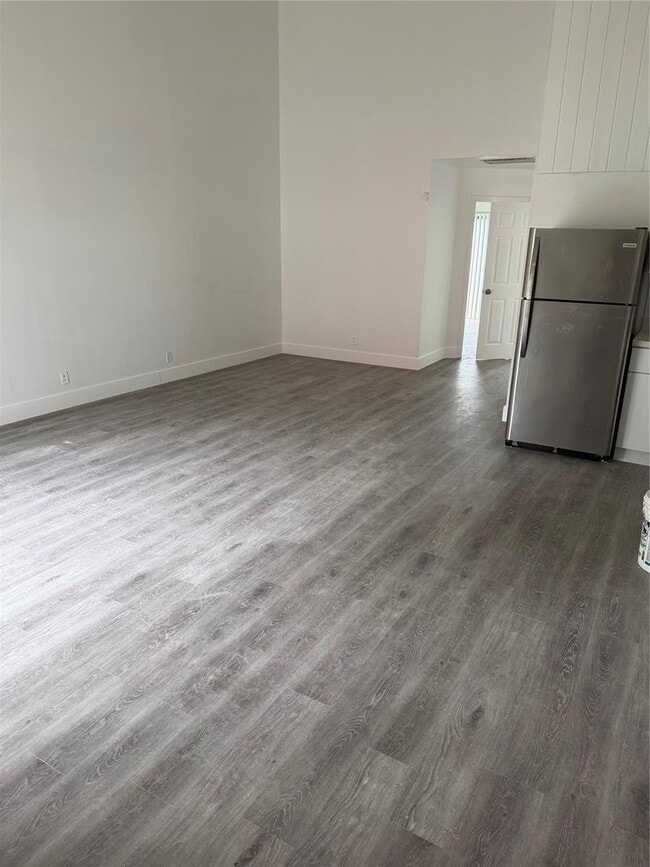 Building Photo - 2313 NW 55th Ter Unit 2313