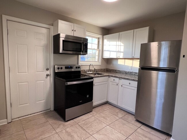 Photo - 4608 Eastover Ave