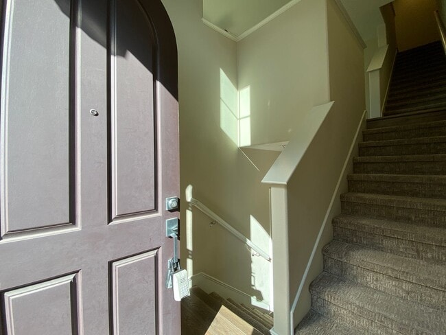 Photo - *Special*Stunning 3 Bedroom 3.5 Bathroom T...