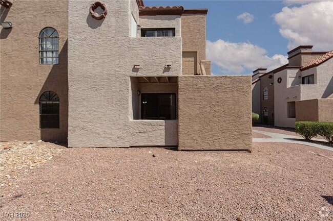Building Photo - 2967 Juniper Hills Blvd Unit 103 Rental