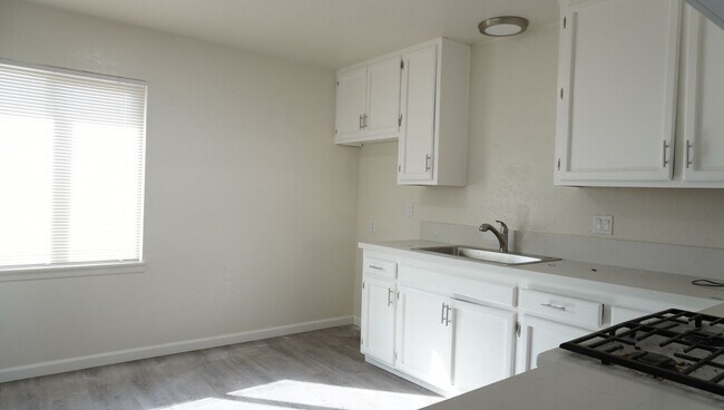 139 S Norma St Unit B