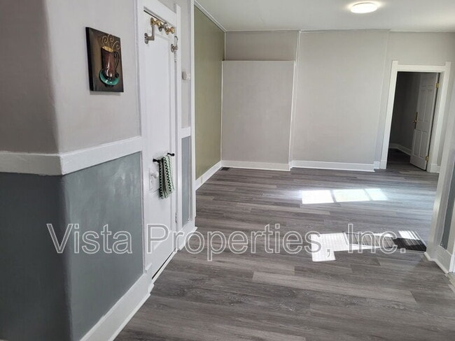 Photo - 112 Boston Ct