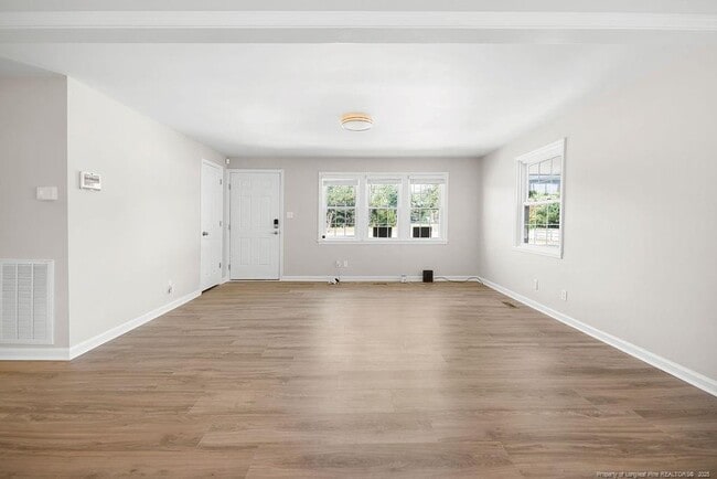 Photo - 4066 Hummingbird Pl