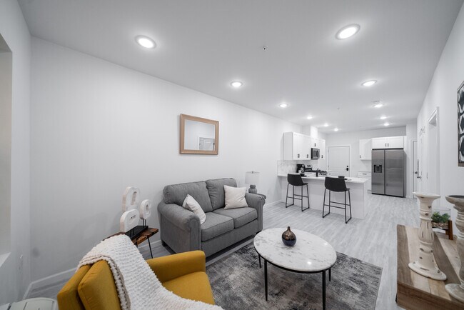 Photo - 51 E Main St