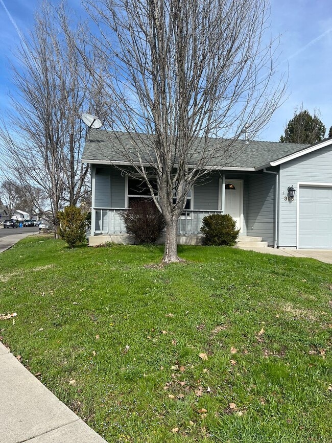 Photo - 396-396 Crystal Dr Unidad 396