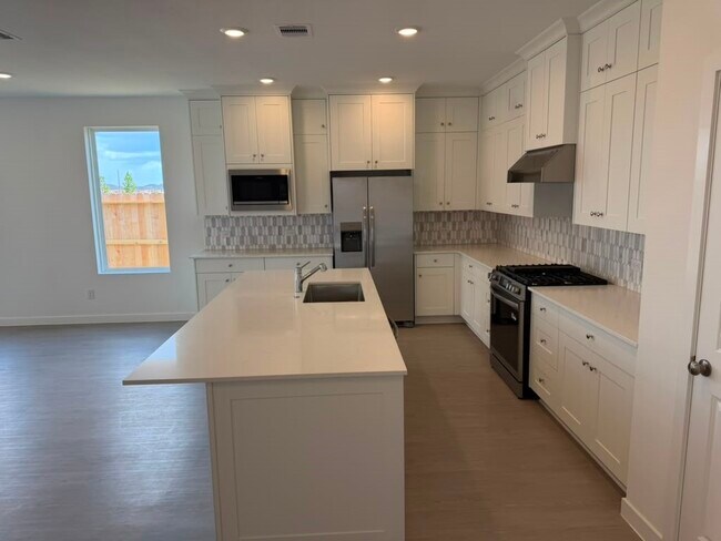 Photo - 2847 Gdn Mdw St
