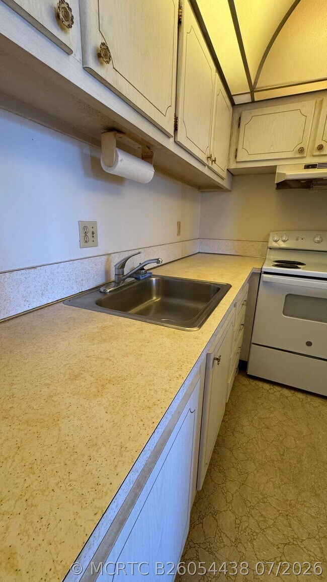 Photo - 100 Village Green Cir E Unit 314