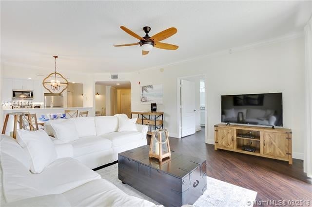 Photo - 100 Uno Lago Dr Unit 205