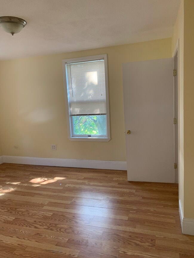 3 Sexton Ct Unit 1