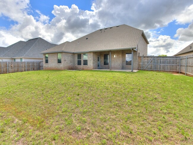 Photo - 14525 Rochefort Ln