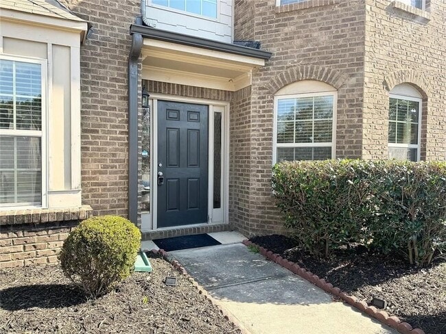 3238 Sag Harbor Ct NE