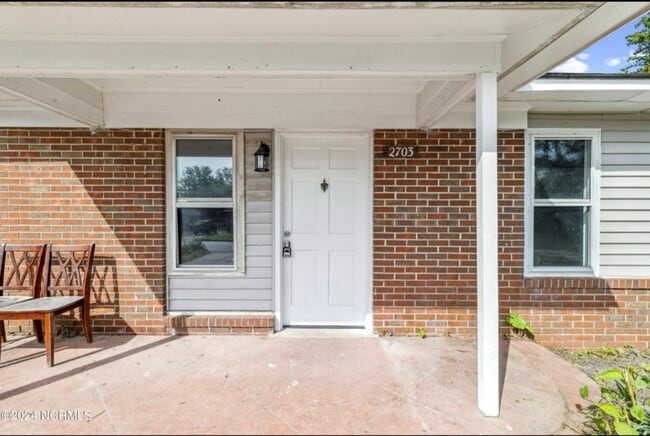 Photo - 2703 Robeson St