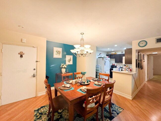 Photo - 124 NE 19th Ct Unit 201B