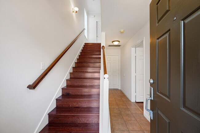 Photo - 1727 Hadley St