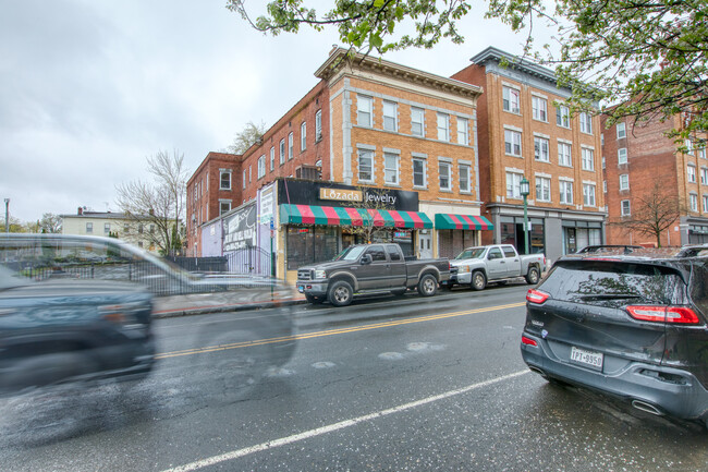 Photo - 821 Park St Apartment Unit 825-2N