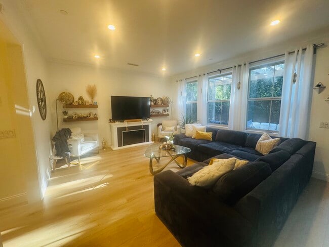 Photo - 113 Churchill