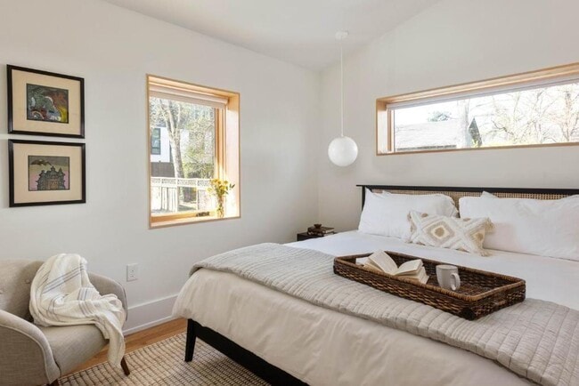 Photo - 955 Wylie St SE Unit 5